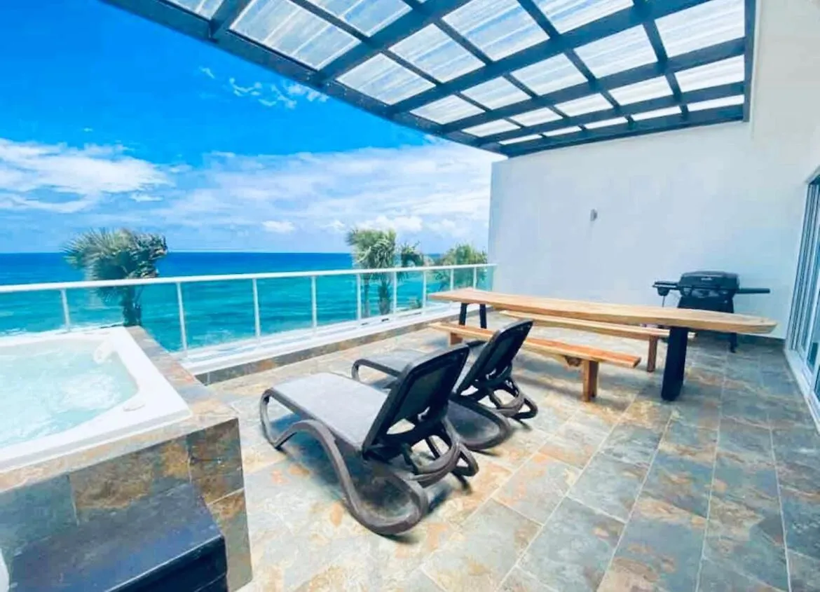 Beachfront Luxury Penthouse Sosua Holiday home